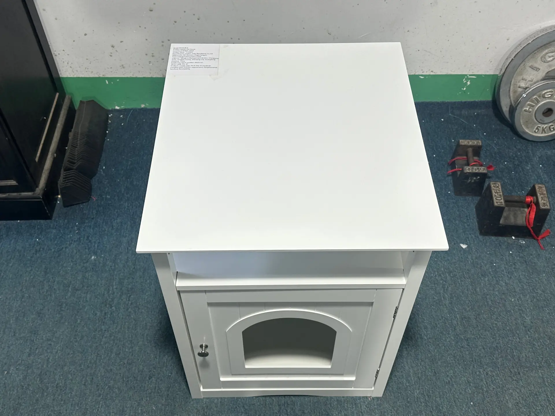 Modern Cat Litter Box Enclosure Furniture White Wooden Hidden Cat House Cabinet with Storage Shelf & Side Hook, Indoor Cat Condo Side Table